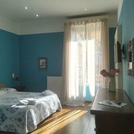 B & B Luca Giordano N6 Neapel Exterior foto
