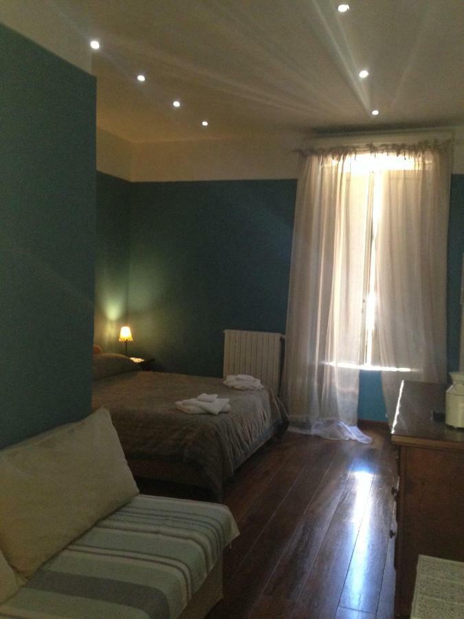 B & B Luca Giordano N6 Neapel Exterior foto