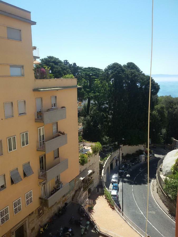 B & B Luca Giordano N6 Neapel Exterior foto